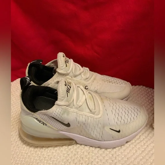 NIKE AIR